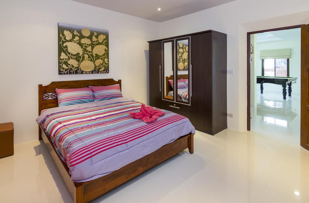 Ratana Villa - Pattaya Holiday House Walking Street 7 Bedrooms Extérieur photo