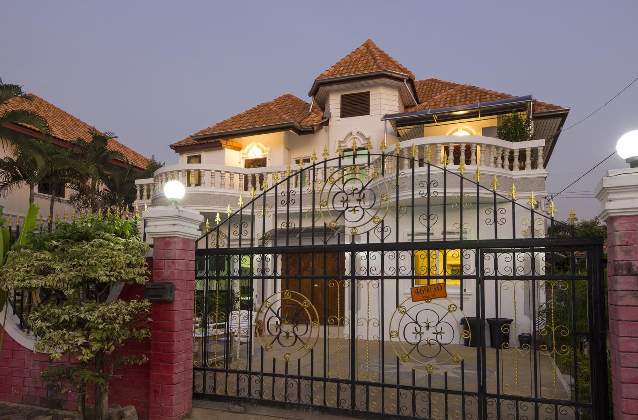 Ratana Villa - Pattaya Holiday House Walking Street 7 Bedrooms Extérieur photo
