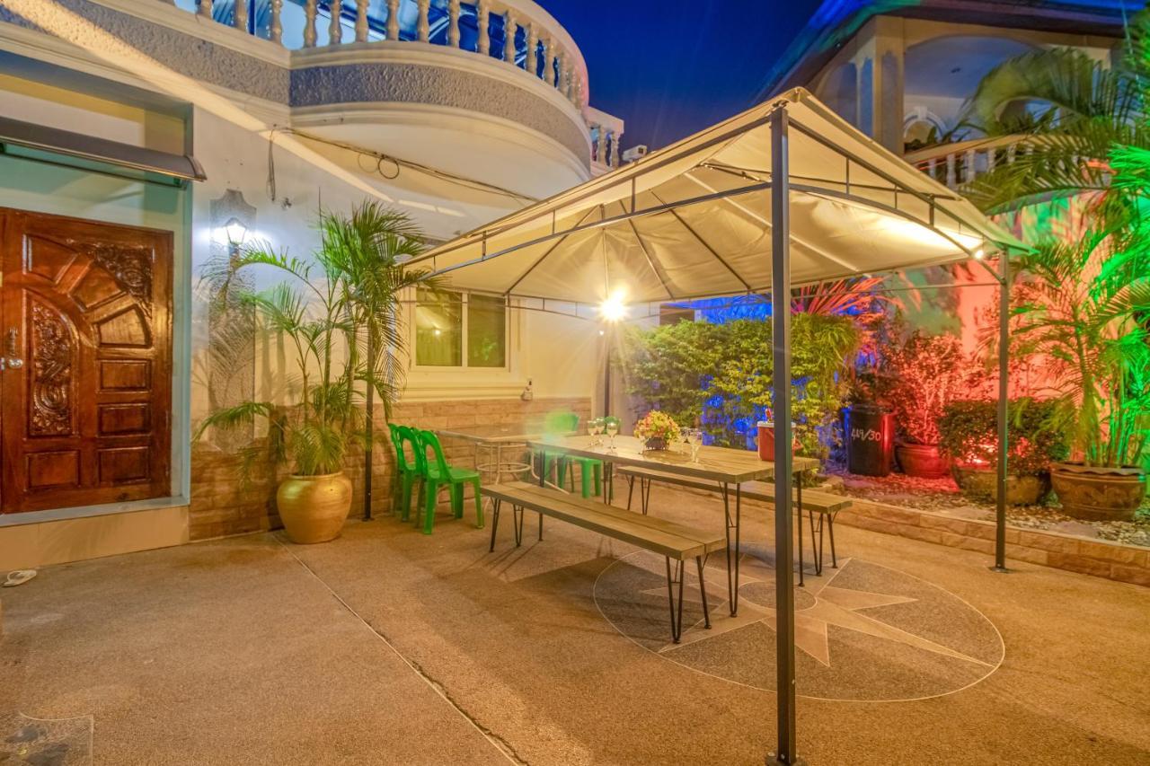Ratana Villa - Pattaya Holiday House Walking Street 7 Bedrooms Extérieur photo